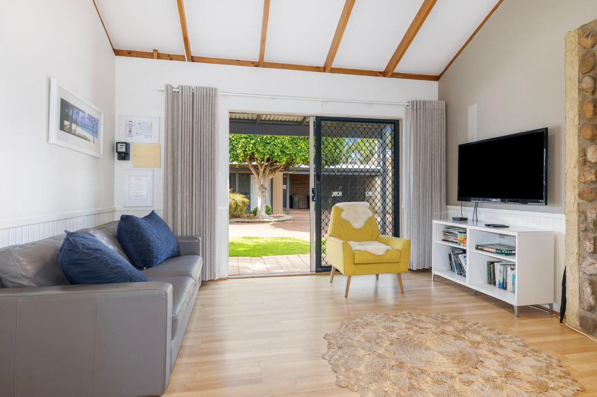 Bay Village Resort Dunsborough Bagian luar foto
