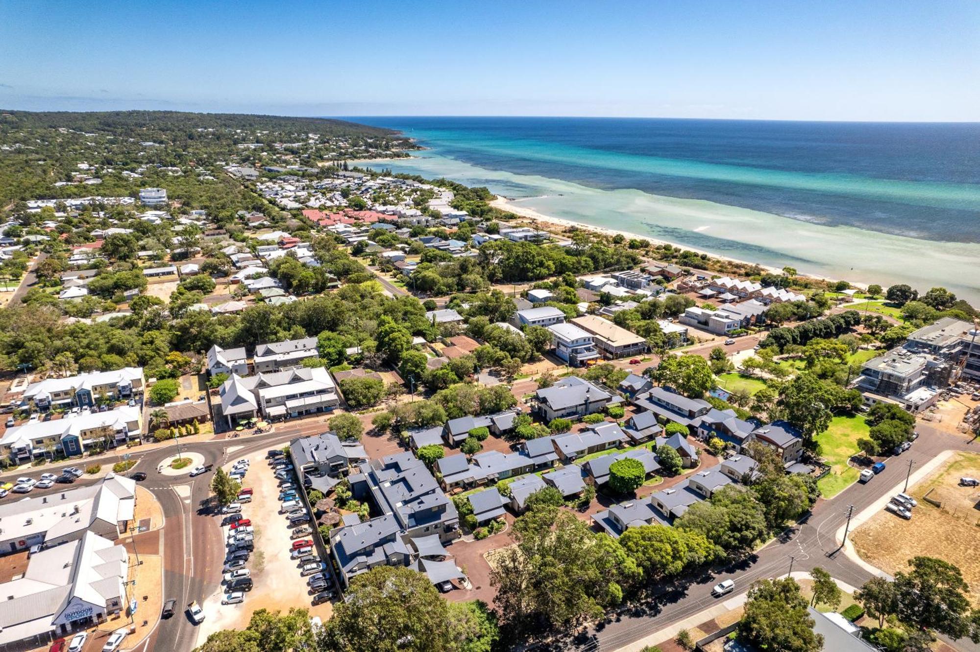 Bay Village Resort Dunsborough Bagian luar foto