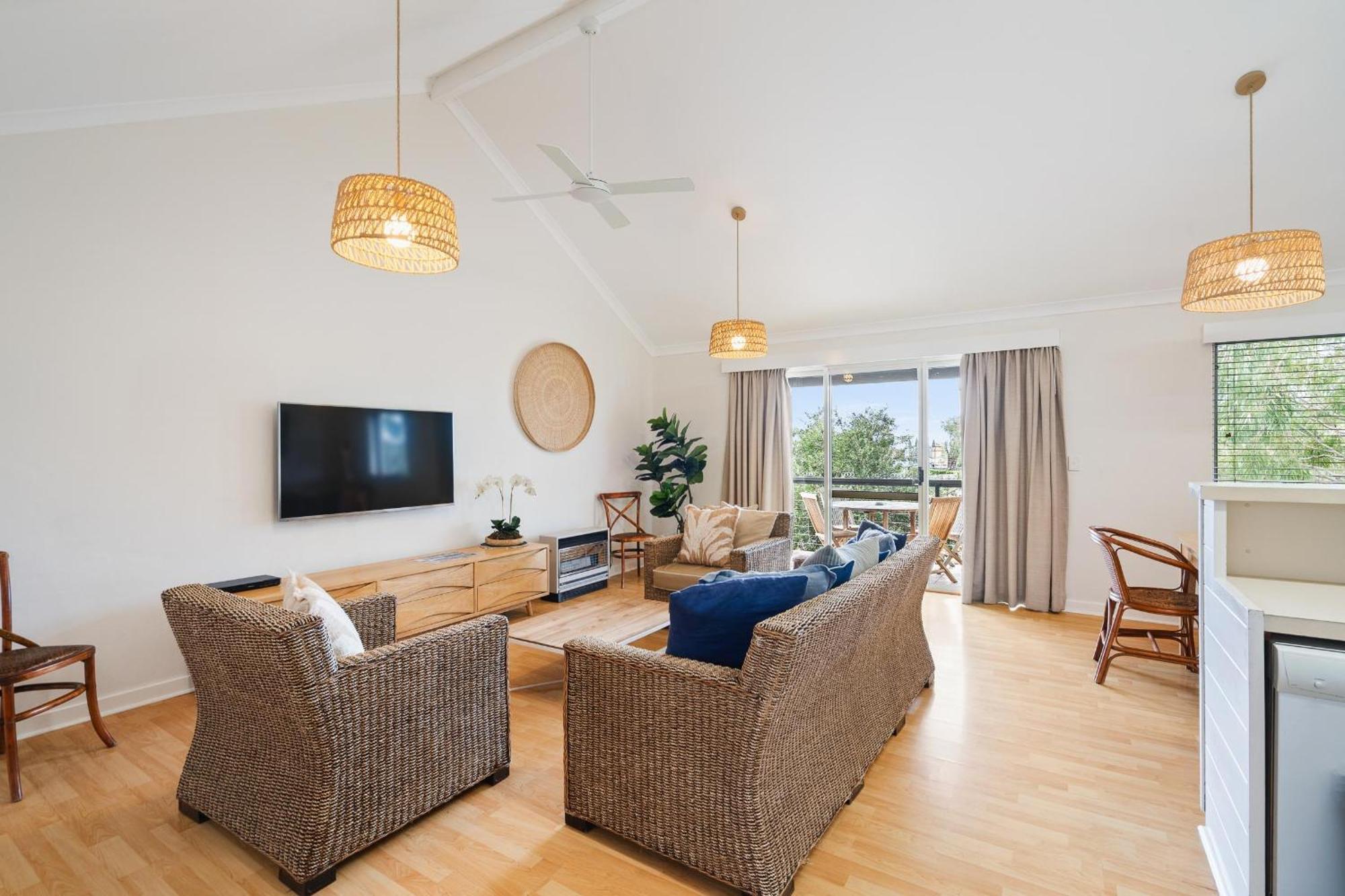 Bay Village Resort Dunsborough Bagian luar foto