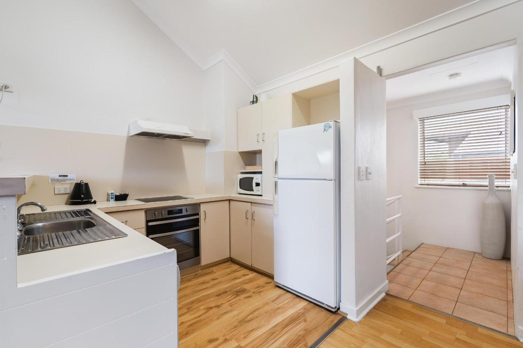 Bay Village Resort Dunsborough Bagian luar foto