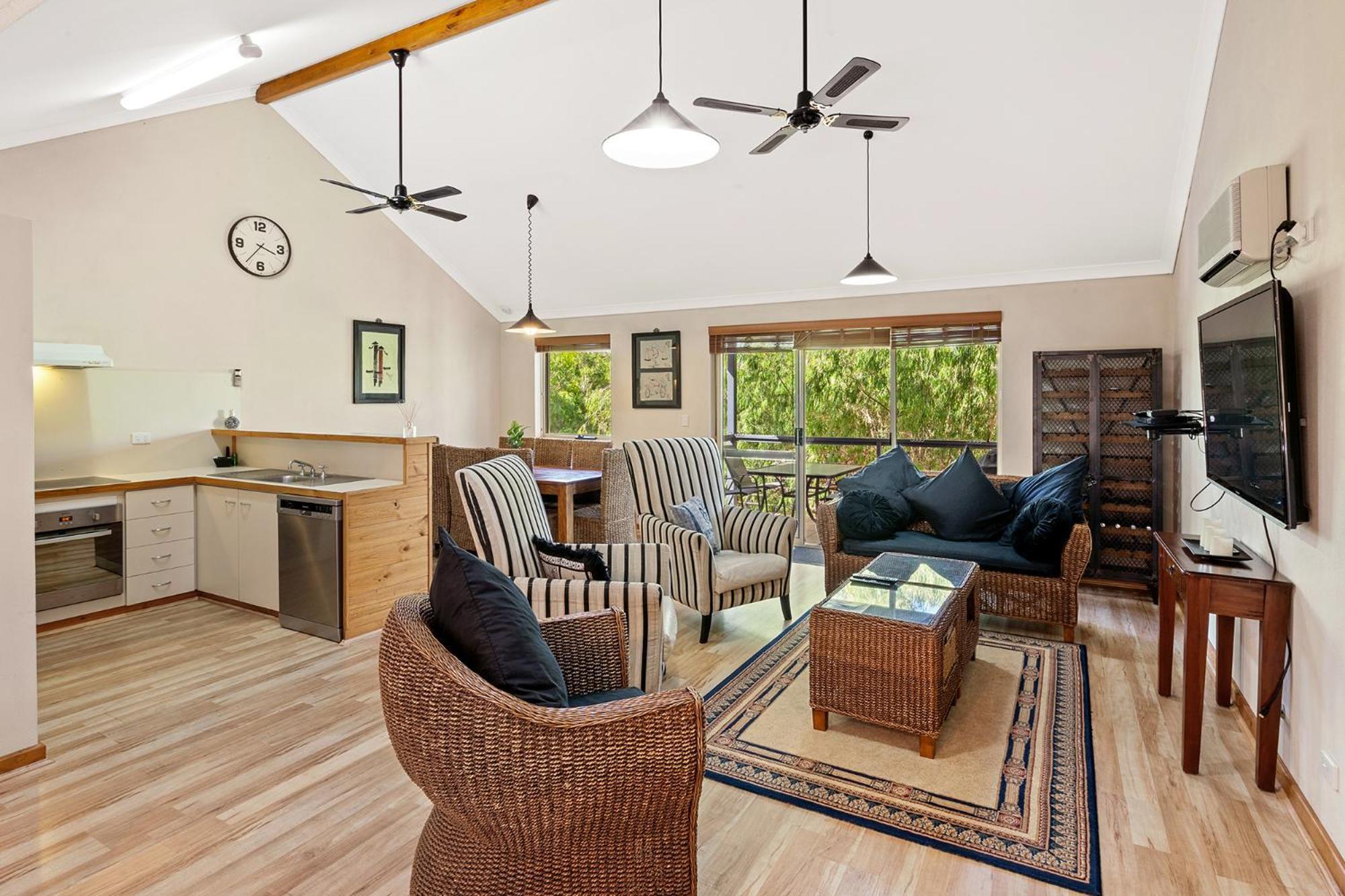 Bay Village Resort Dunsborough Bagian luar foto