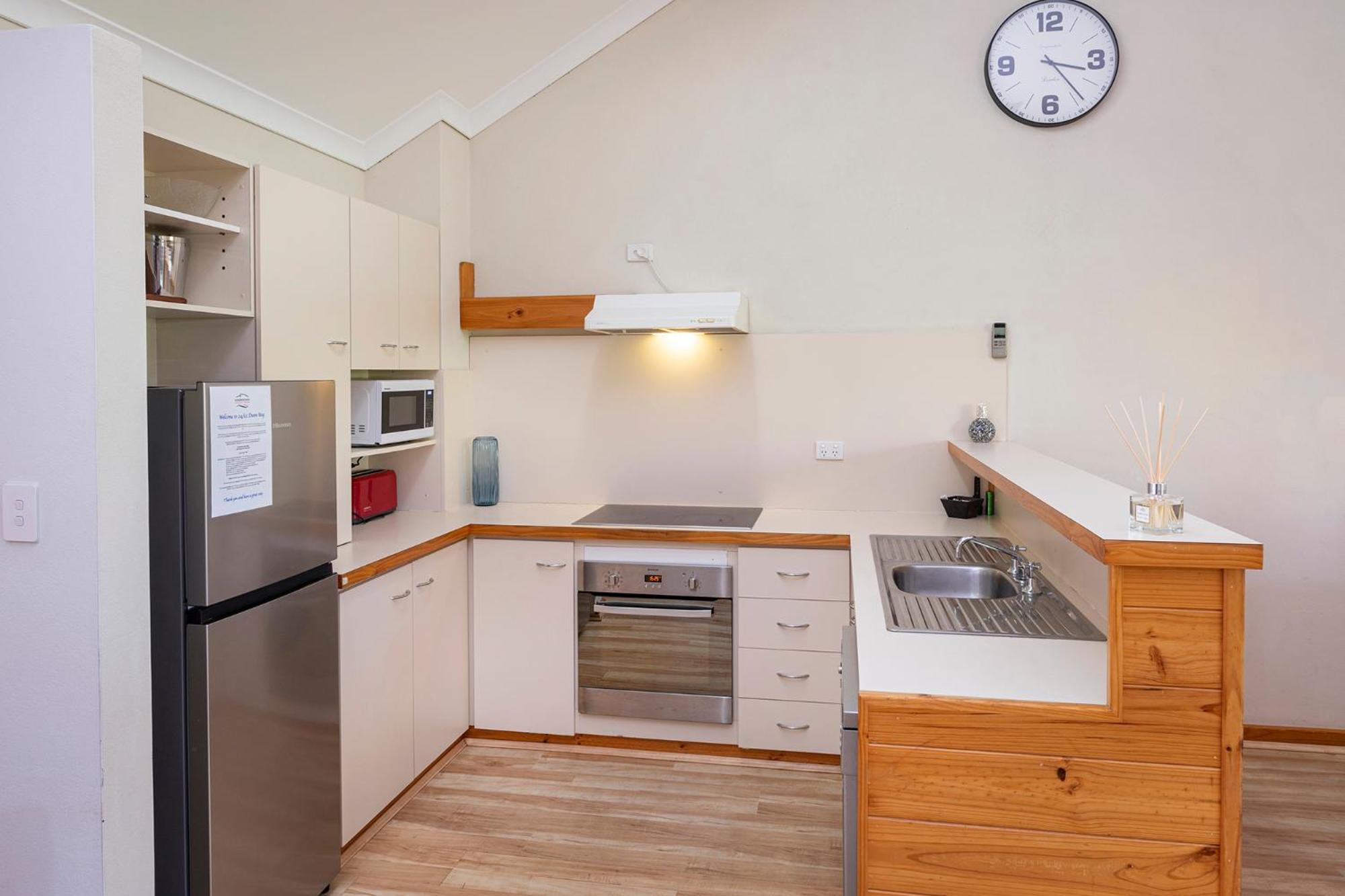 Bay Village Resort Dunsborough Bagian luar foto